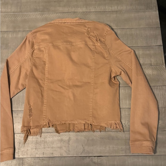 NWT- Risen Crop Distressed Denim Jacket, Sz. Medium - Picture 2 of 4